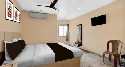Hotel O Benz Circle Crossway Vijayawada Formerly Akshaya Elite Room Type - Suite