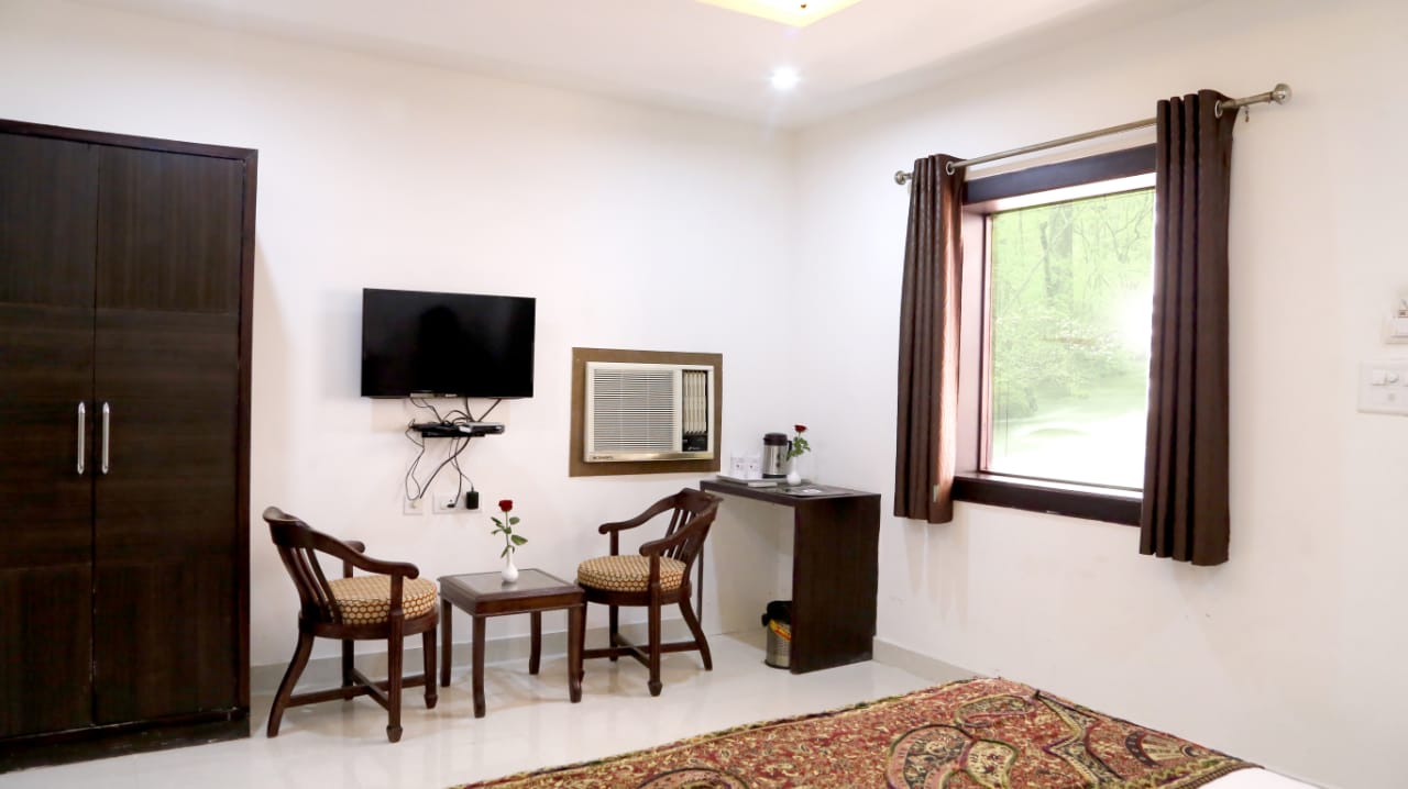 Hotel The Idea Inn - Tap to explore photos