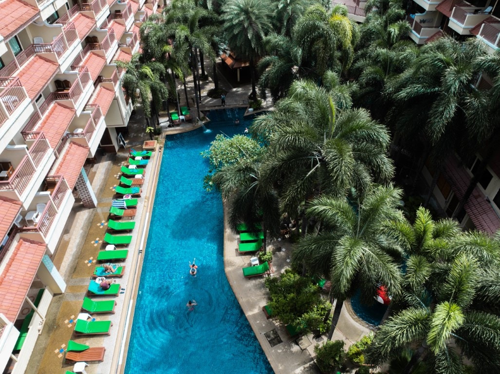 Baumanburi Hotel - Tap to explore photos