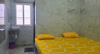 SREE GURU SANNIDHI ( A BUDGET LUXURY LODGE) Room Type - Executive Double Room - AC SREE GURU SANNIDHI ( A BUDGET LUXURY LODGE) Room Type - Executive Double Room - AC