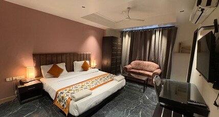 The Centrum Room Type - Premium Room
