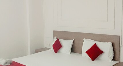 Hotel Surya Plaza Room Type - DELUXE AC