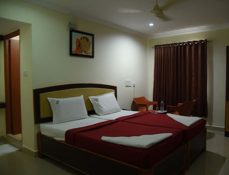 HOTEL SWAGATH GRAND - Tap to explore photos