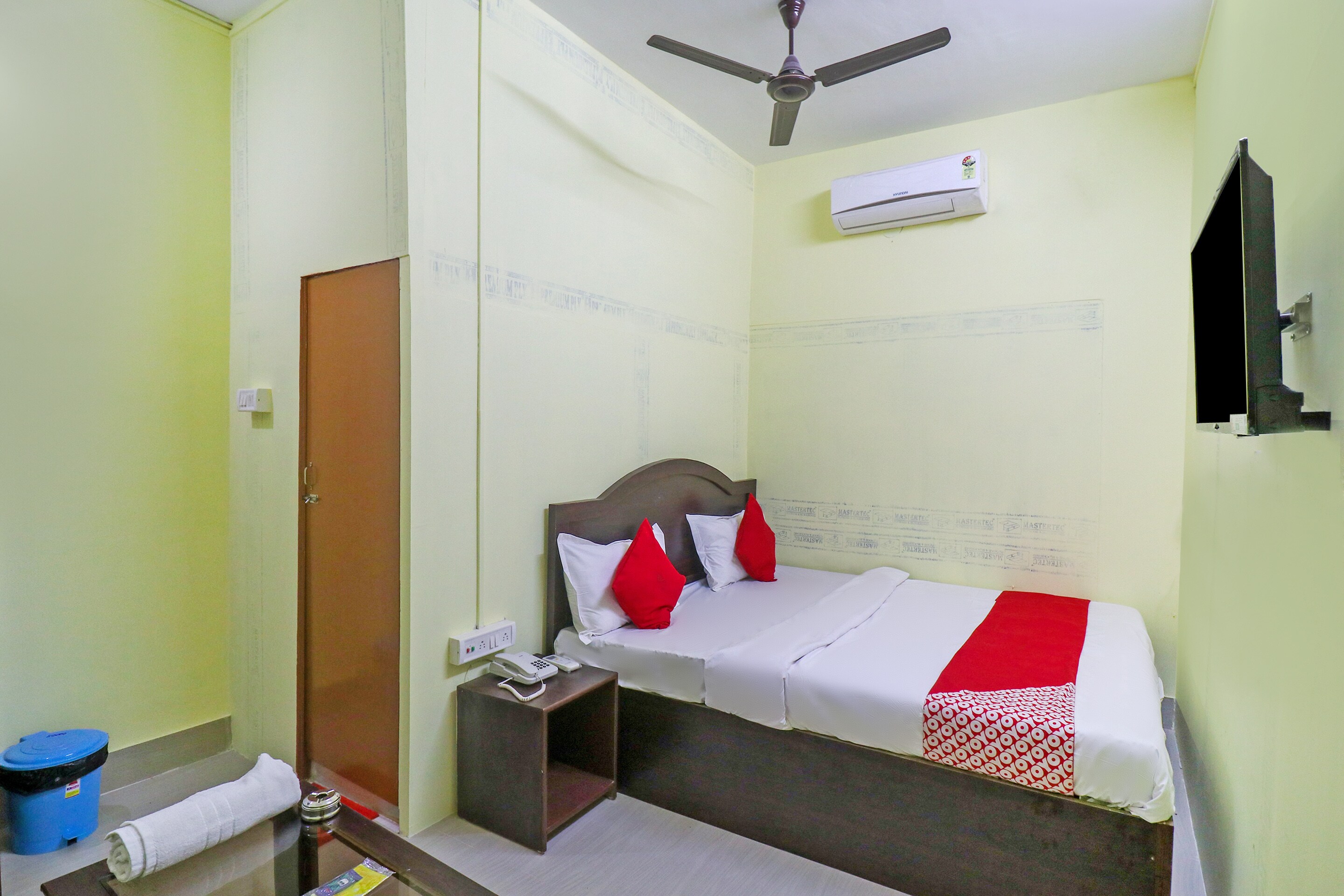 Hotel O Honey Regency - Tap to explore photos
