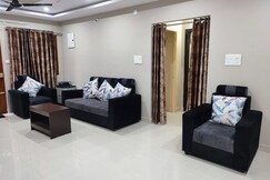 Rahul Guest House & Service Apartment