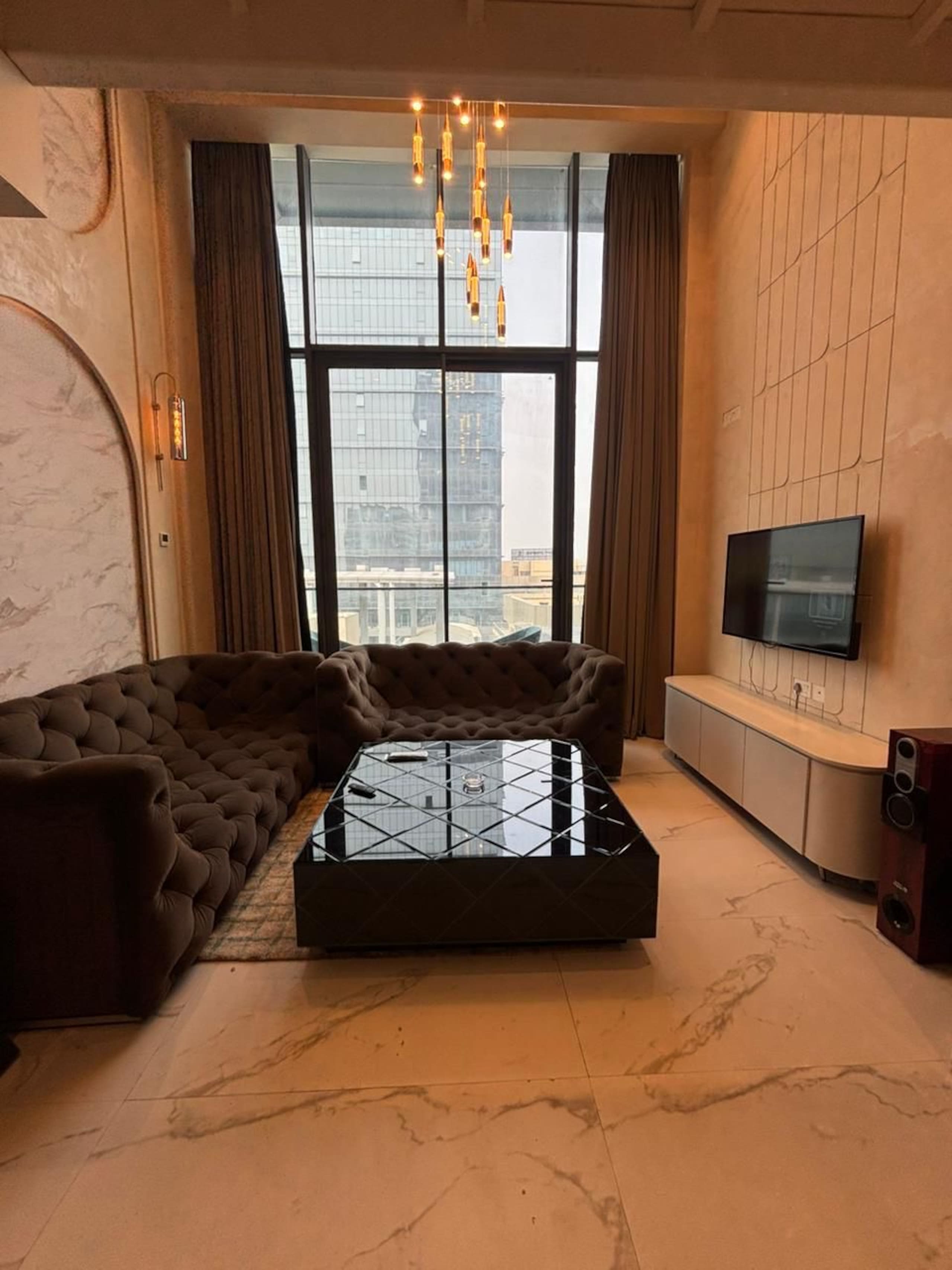 Luxury duplex with pool view in Gurugram stay - Tap to explore photos