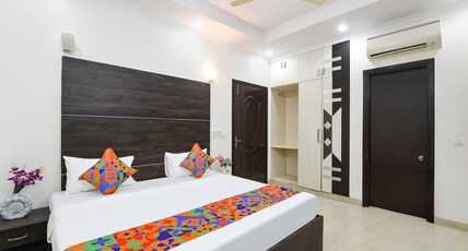 FabHotel Tulip Inn Residency - Mayom Hospital, D-Block, 19 Room Type - Deluxe Room FabHotel Tulip Inn Residency - Mayom Hospital, D-Block, 19 Room Type - Deluxe Room
