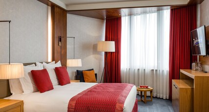 Radisson Blu M'bamou Palace Hotel, Brazzaville Room Type - Diplomatic Suite - River View and Lounge A
