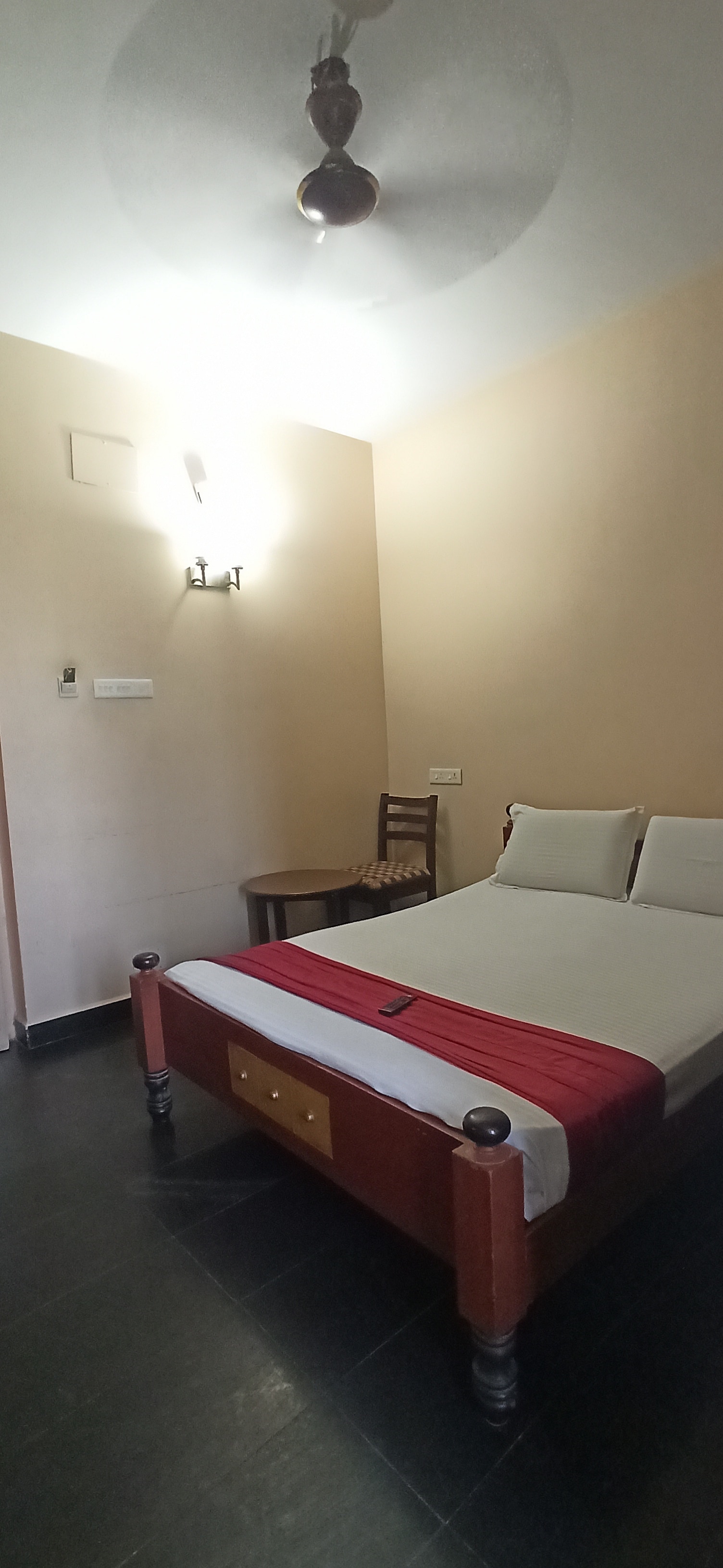 Le Grace Residency - Tap to explore photos