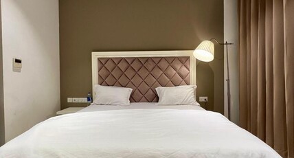 High Rise Royal  Luxe Vibe  Family 2BHK 10th Floor Room Type - Bedroom 1