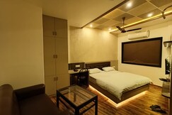 HOTEL RK