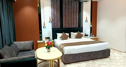 Hotel Intercity International Room Type - River View Room Hotel Intercity International Room Type - River View Room