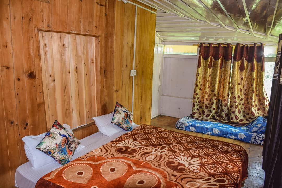 Jungle Valley  - Tap to explore photos