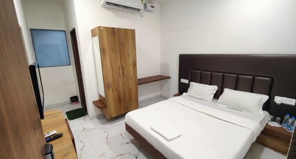 Shri Kunj Hotel & Restaurant Room Type - STANDARD ROOM