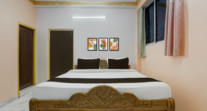 Super Hotel O Patliputra Golambar Room Type - Deluxe with Balcony