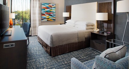 Crowne Plaza Annapolis, an IHG Hotel Room Type - 1 King Premium Allergen Treated