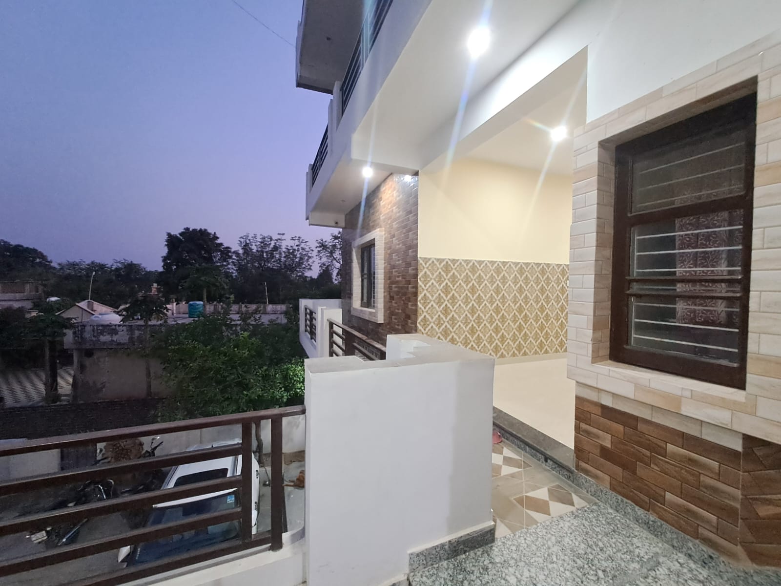 Shanti Maa Residence - Tap to explore photos