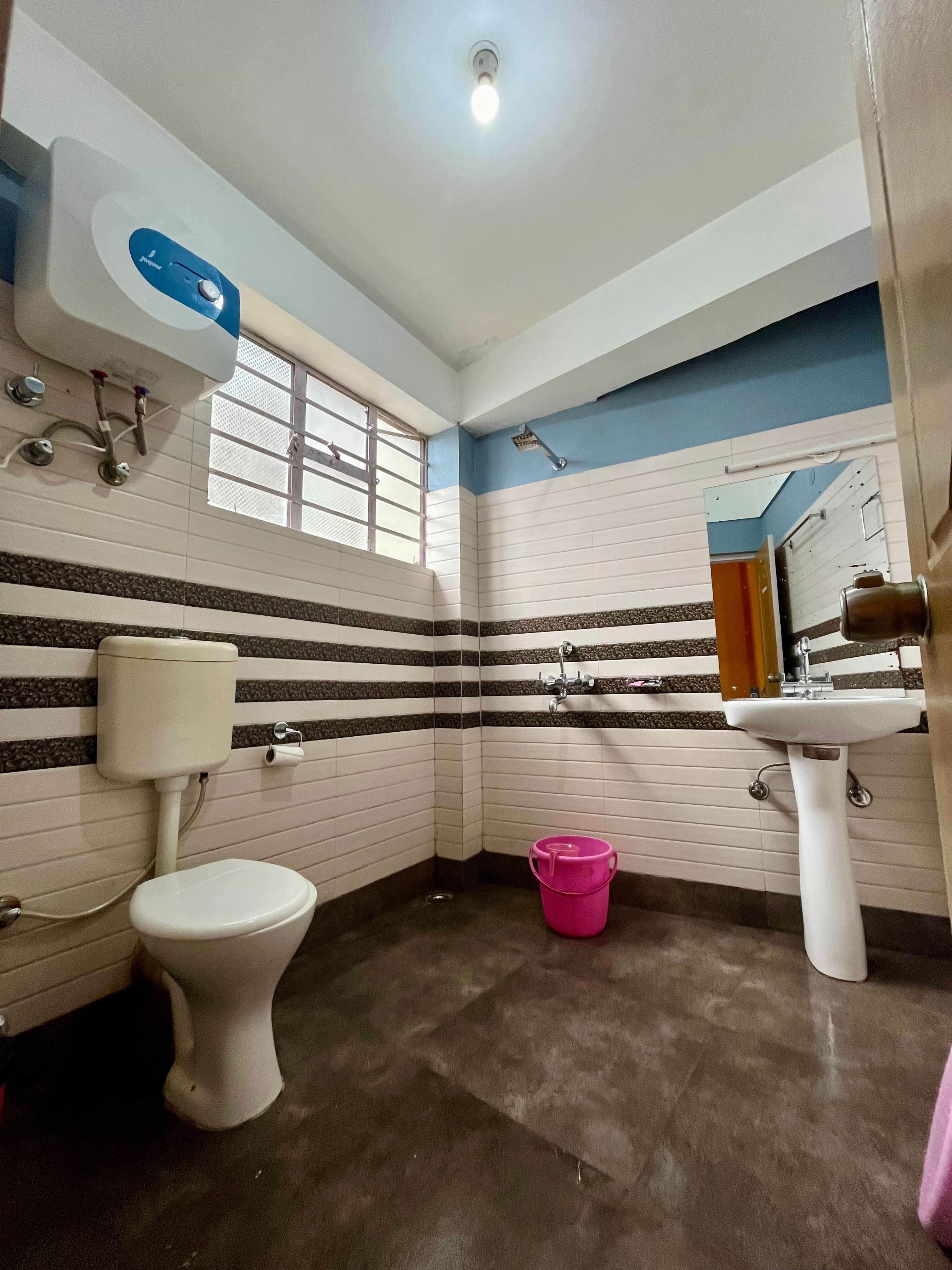 Hotel Yakkha Near Mall Road - Tap to explore photos