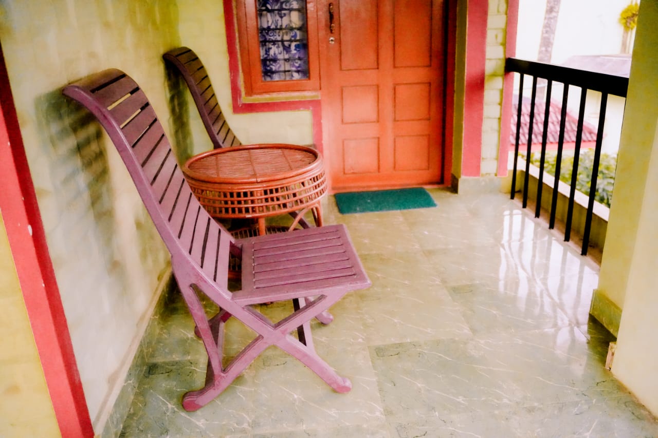 Golden Star Homestay - Tap to explore photos
