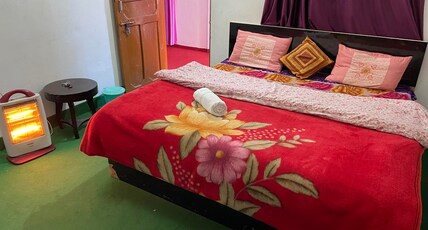 Snow Mount Hotel Auli Room Type - Economy Room