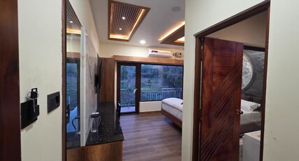 SK Helios Room Type - Deluxe Room With Bathtub