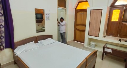 Hotel Shiv Surya Room Type - Non-AC room
