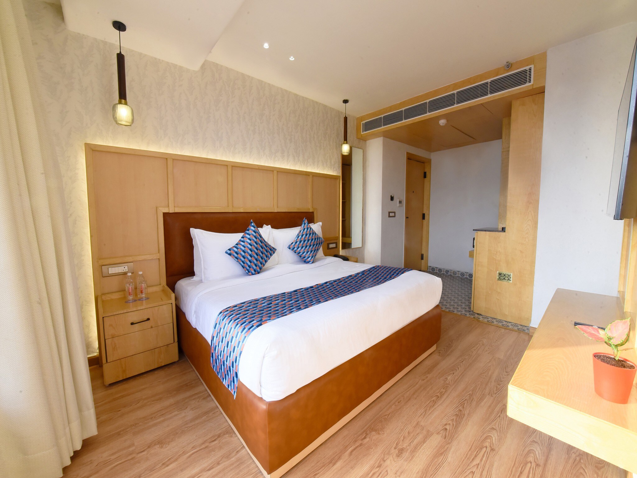Palette Hotel by CheckIn Amritsar, Airport Road - Tap to explore photos