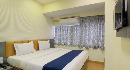 Hotel ABRAJ INN Luxurious Stay Room Type - Deluxe Room Hotel ABRAJ INN Luxurious Stay Room Type - Deluxe Room