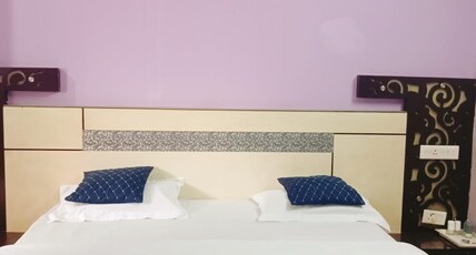 NEELKANTH HOTEL Room Type - Super Deluxe