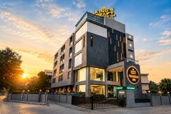 King's Kraft Tremezzo Inn