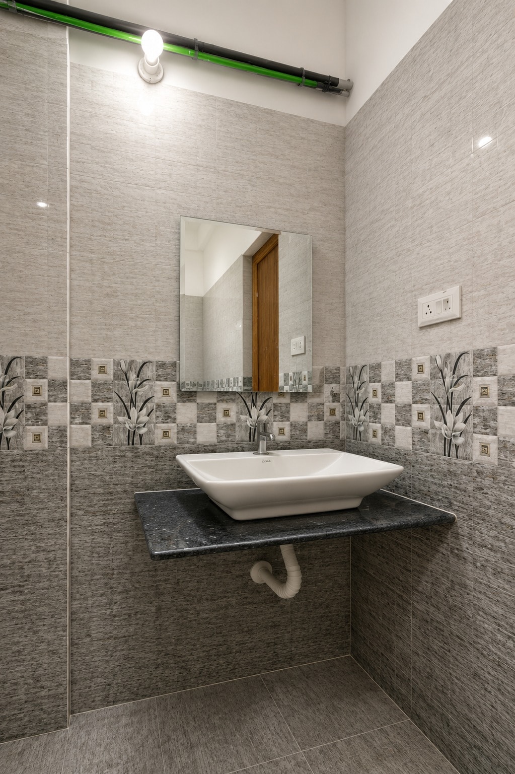 AVSHREE CROWN COMFORT STAY - Tap to explore photos