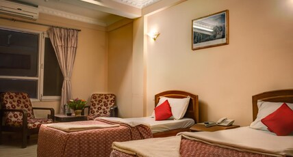 Hotel Kamal Room Type - Deluxe Twin Room