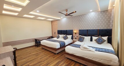 Hotel Mantavya Room Type - FAMILY SUITE ROOM