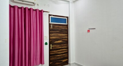 Shri Raghupati Guest House Room Type - Double bed room