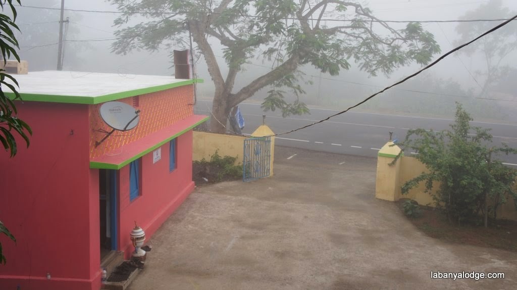 LABANYA GUEST HOUSE, 200mtrs from Konark Temple - Tap to explore photos