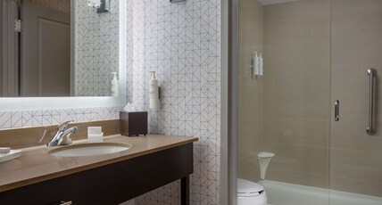 Homewood Suites by Hilton Waterloo/St. Jacobs Room Type - 1KG HEARING ACC STUDIO NS