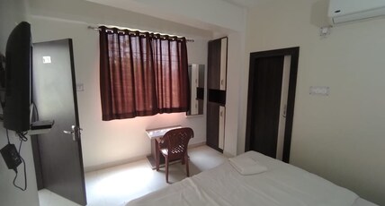 SHEKHARS REST HOUSE Room Type - Deluxe Premium Room