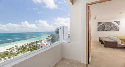 Presidente InterContinental Cancun Resort Room Type - 1 King Suite Terrace Ocean View Presidente InterContinental Cancun Resort Room Type - 1 King Suite Terrace Ocean View