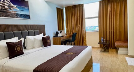 Hotel Grand Vista Room Type - Executive Room Hotel Grand Vista Room Type - Executive Room