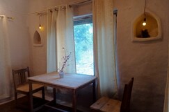 Wood Apple Tree Homestay Damna
