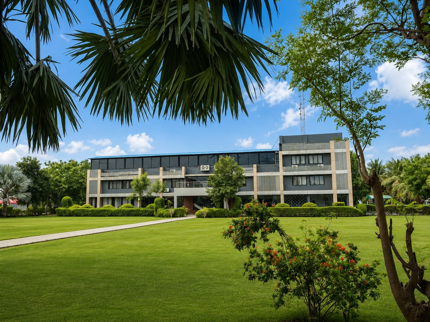 Malhaar Resorts - Tap to explore photos