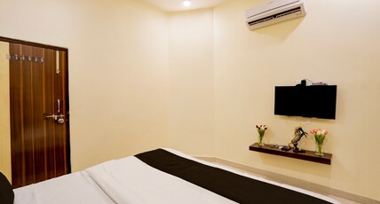 Hotel O by OYO Banaras Guest House Room Type - Classic