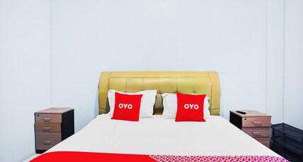 Hotel O Home Stay Kembar Syariah Room Type - Indonesia Standard Double Hotel O Home Stay Kembar Syariah Room Type - Indonesia Standard Double