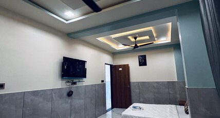 Hotel tulsi inn guest house Room Type - Family Room