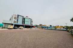 Shree Krishna Hotel & Restaurant