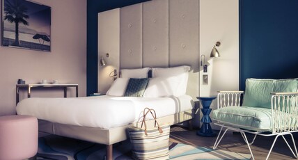 Mercure Villeneuve Loubet Plage Room Type - Superior Room with terrace or patio, 1 double bed and 1 sofa bed