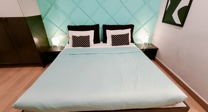 FF21-Pods Room Type - Deluxe Double Room