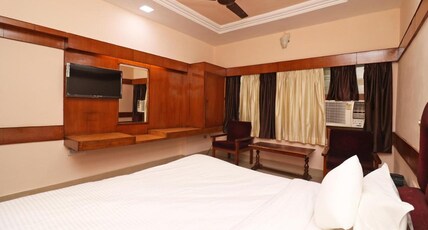 Hotel Natraj Room Type - STANDARD NON AC ROOM