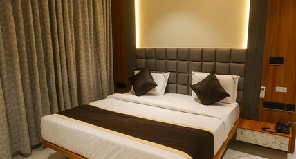 HOTEL LEMON PARK Room Type - Superior AC Room