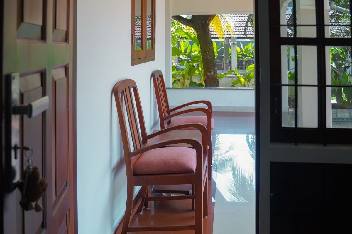 Heliconia Inn - Tap to explore photos